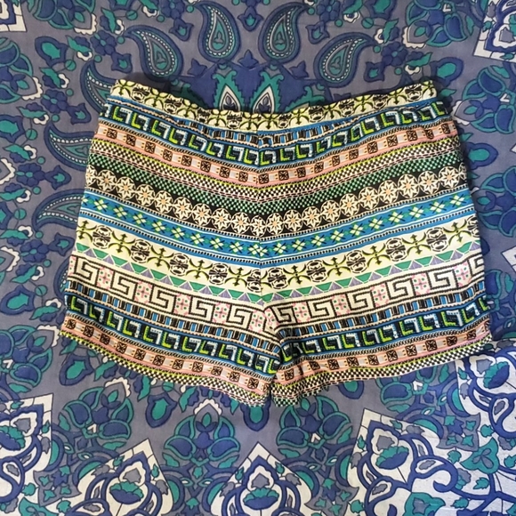 Shorts - Picture 2 of 2